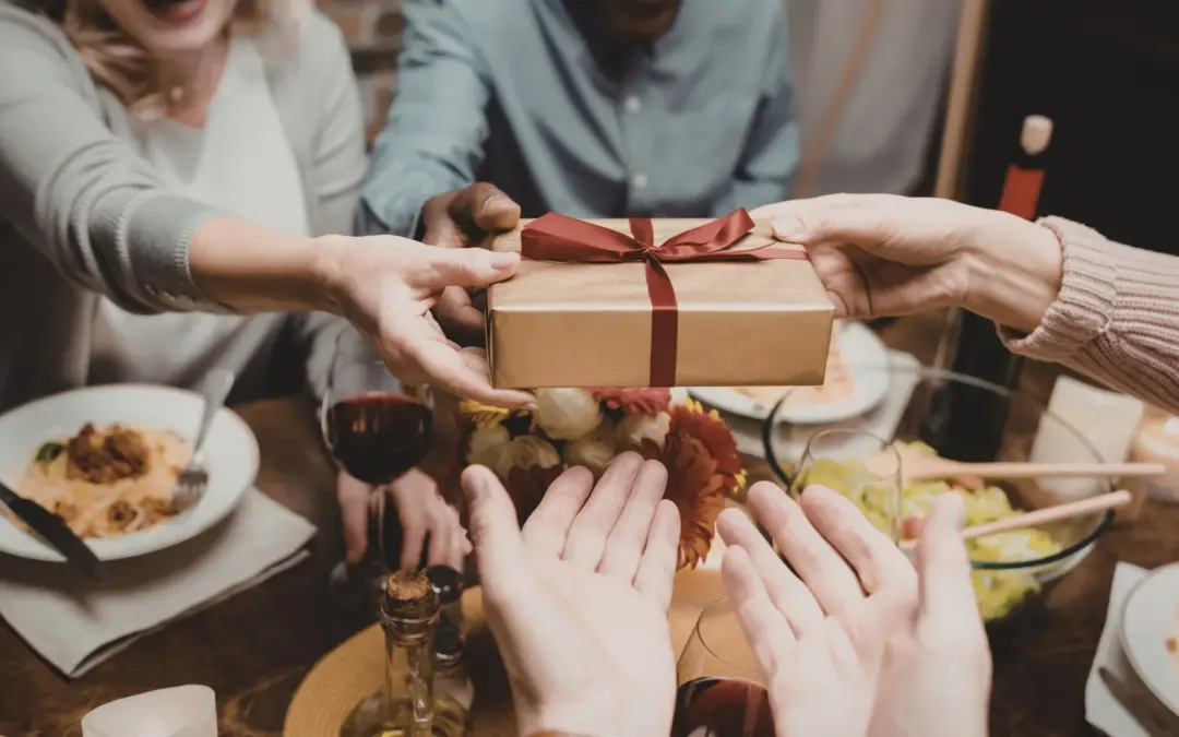 Helping Seniors Feel Included During the Holidays: Simple Ways to Spread Joy and Connection